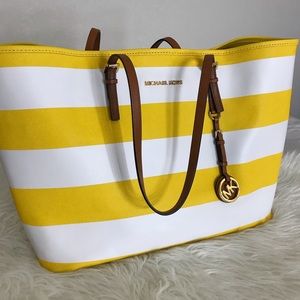 Michael Kors Jet Set MD Travel Tote Bag!
